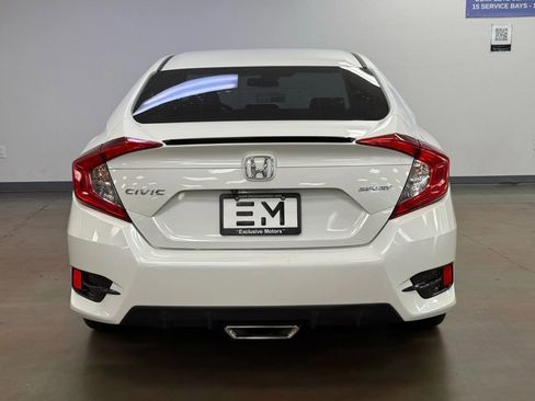 Used 2019 Honda Civic Sport image 6