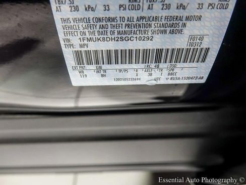 Used 2025 Ford Explorer Active image 33