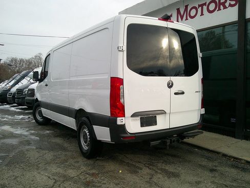 Used 2019 Mercedes-Benz Sprinter 144 image 5