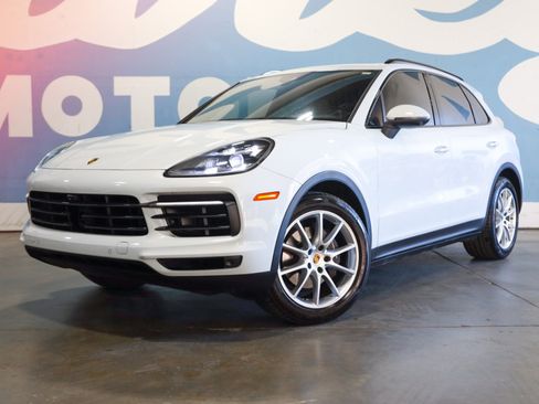 Used 2019 Porsche Cayenne image 46