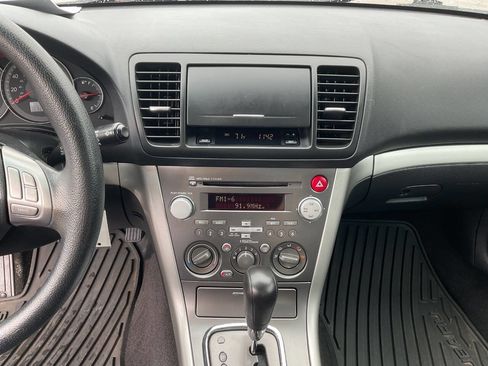 Used 2009 Subaru Legacy 2.5i Special Edition AWD/4WD image 19