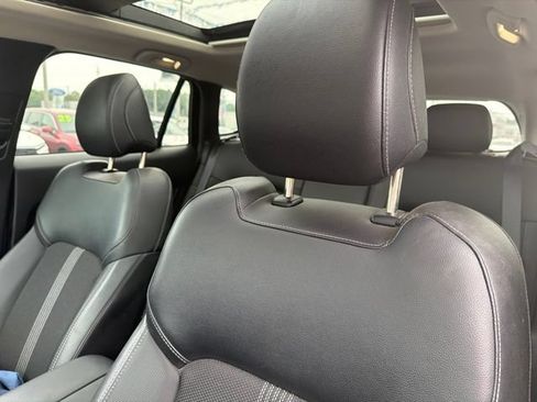 Used 2024 MAZDA CX-50 AWD 2.5 S w/ Premium Package image 11