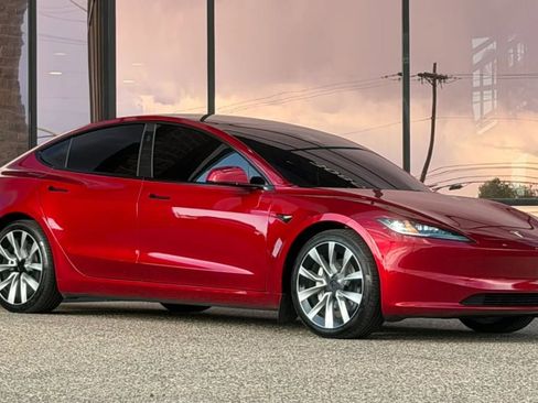 Used 2024 Tesla Model 3 Long Range AWD/4WD image 23