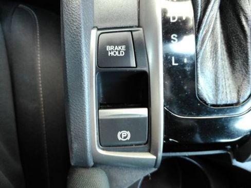 Used 2018 Honda Civic EX image 41