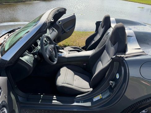 Used 2009 Pontiac Solstice Convertible w/ Preferred Package image 11