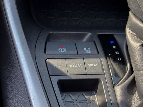 Used 2024 Toyota RAV4 XLE image 35