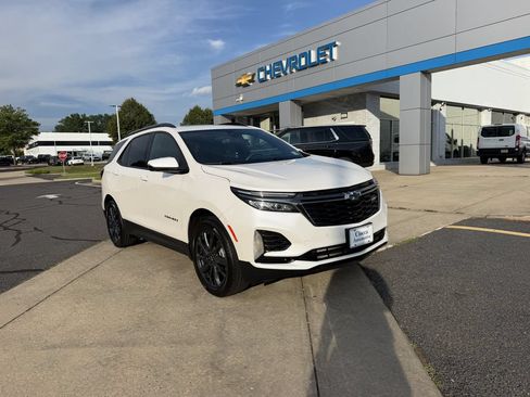 Certified 2023 Chevrolet Equinox RS w/ RS Leather Package AWD/4WD image 1
