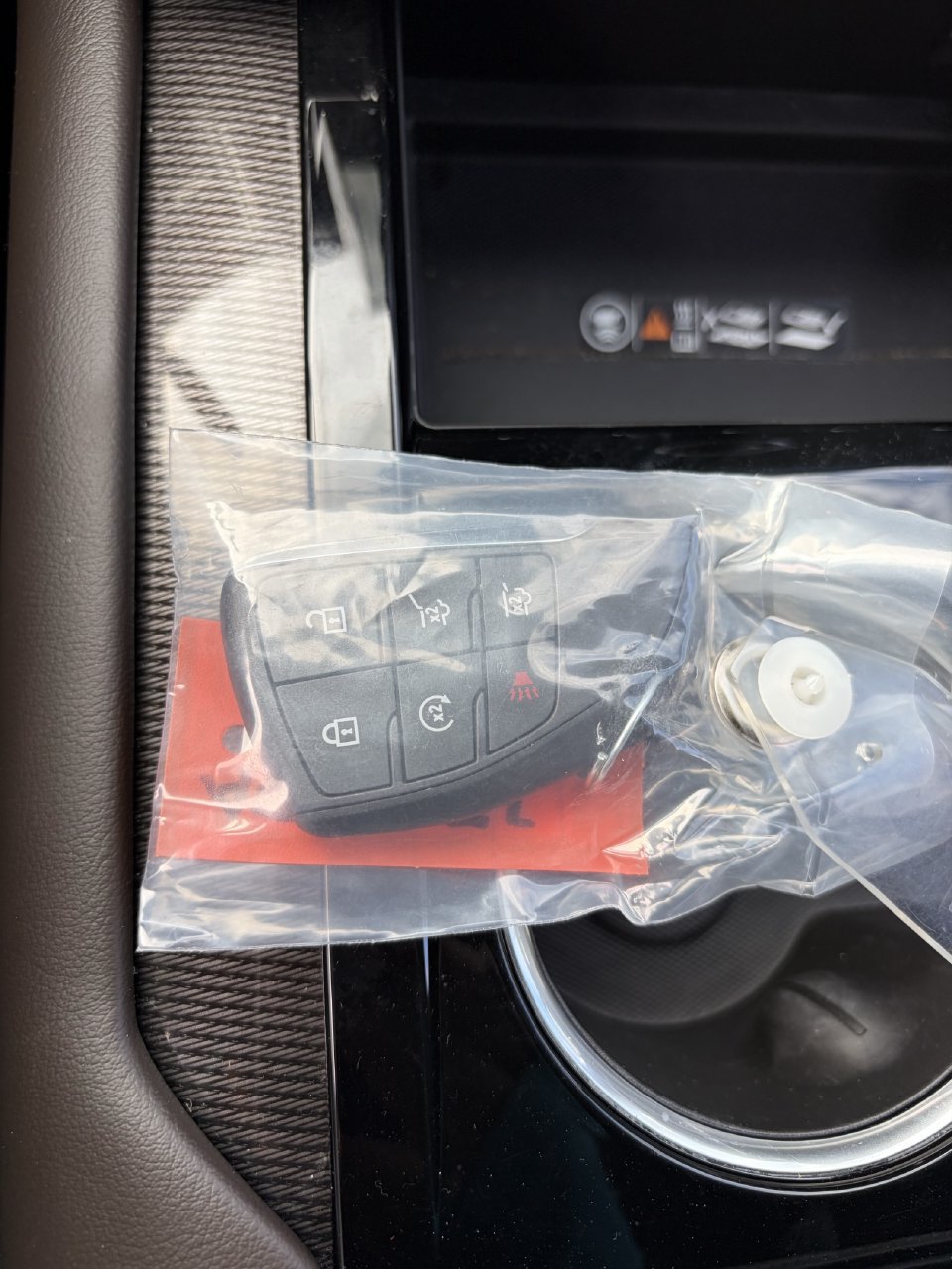 Used 2026 GMC Yukon Elevation RWD image 14