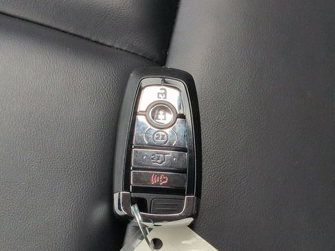 Certified 2024 Lincoln Corsair FWD image 29