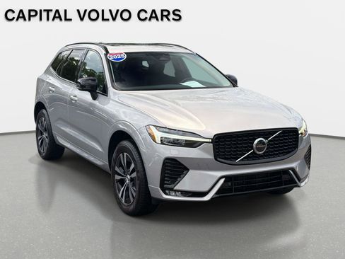 Certified 2025 Volvo XC60 B5 Core AWD/4WD image 3