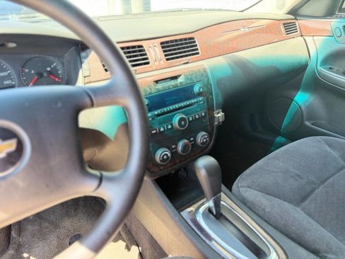 Used 2014 Chevrolet Impala Limited LS FWD image 15