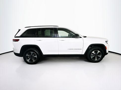 Used 2022 Jeep Grand Cherokee Limited 4xe w/ Luxury Tech Group II AWD/4WD image 10