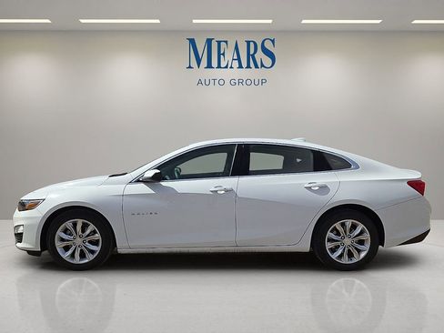 Used 2024 Chevrolet Malibu LT FWD image 2