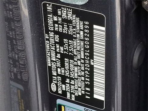 Used 2020 Kia Telluride LX image 26