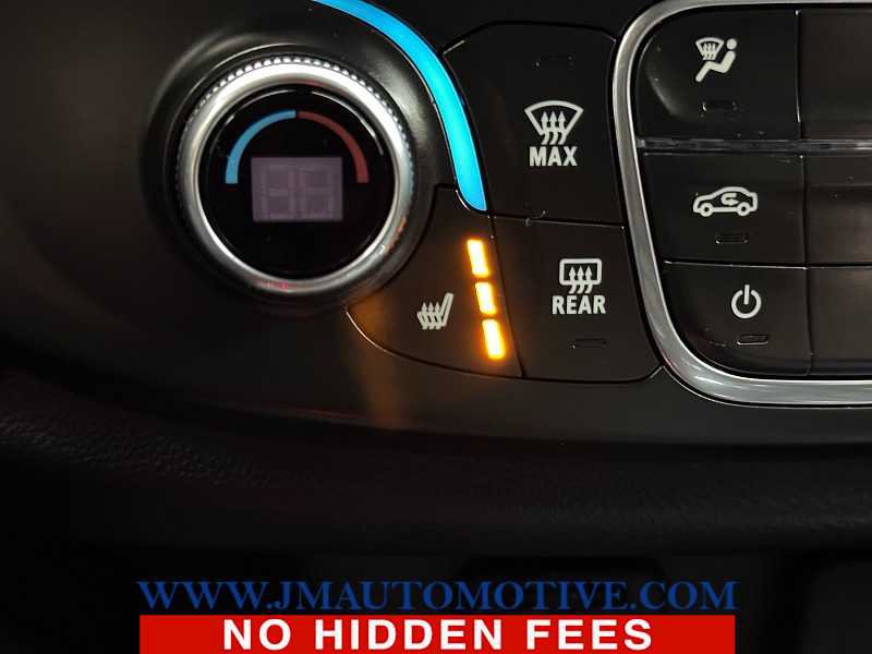 Used 2024 Chevrolet Traverse RS AWD/4WD image 42