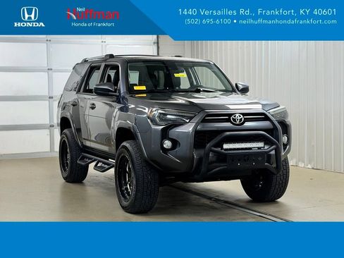 Used 2020 Toyota 4Runner SR5 AWD/4WD image 1