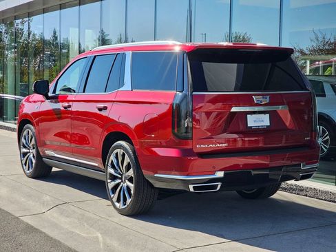 New 2026 Cadillac Escalade Platinum Luxury AWD/4WD image 3