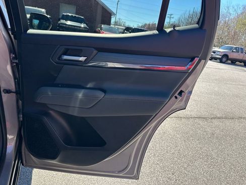 New 2026 GMC Terrain AT4 w/ Convenience Package III image 17