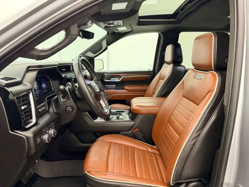 Used 2024 GMC Sierra 1500 Denali Ultimate image 17