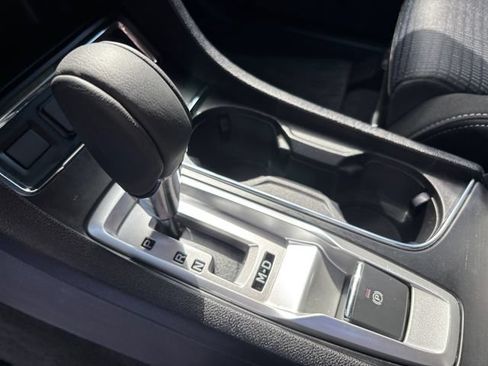 Certified 2025 Subaru Ascent Premium AWD/4WD image 18