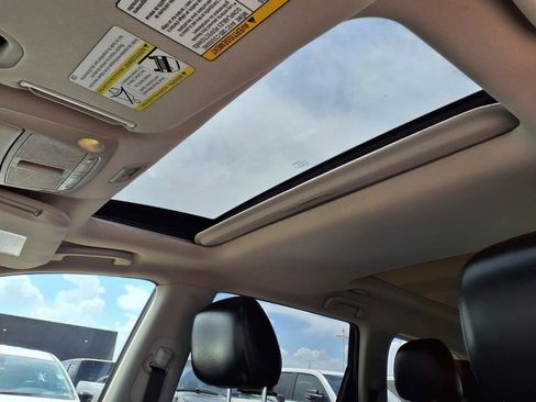 Used 2015 Nissan Pathfinder SL w/ SL Premium Package FWD image 22