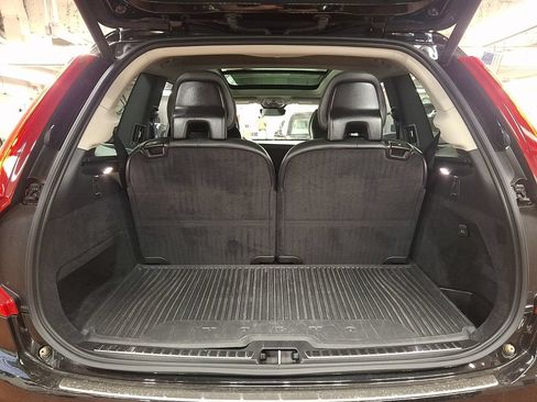 Used 2024 Volvo XC90 B6 Plus w/ Protection Package Premier AWD/4WD image 26