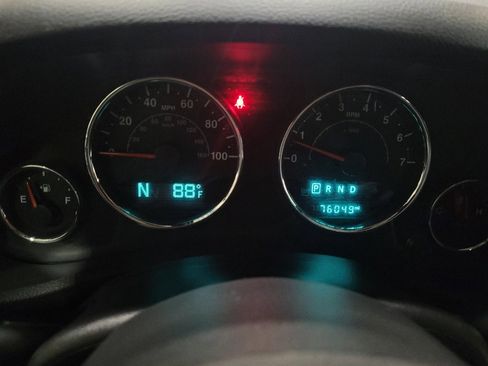 Used 2018 Jeep Wrangler Unlimited Sport S AWD/4WD image 23