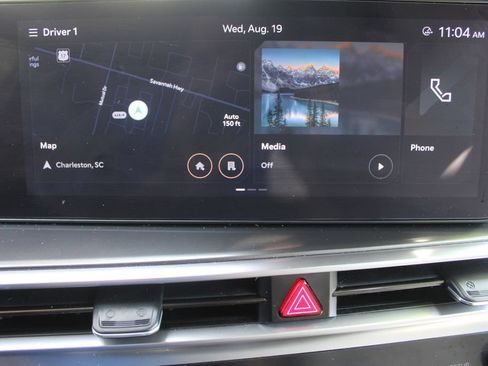 Certified 2025 Kia Sorento EX w/ Panoramic Sunroof Package FWD image 45