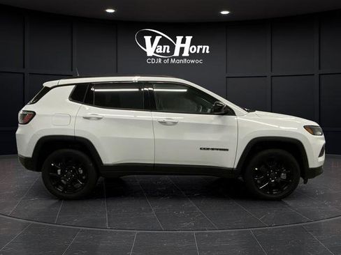 New 2025 Jeep Compass Latitude w/ Sun & Sound Group image 2