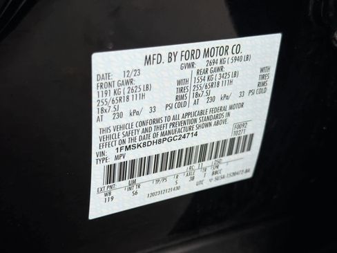 Used 2023 Ford Explorer XLT w/ Equipment Group 202A image 36
