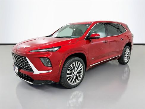 New 2026 Buick Enclave Avenir w/ Super Cruise Package image 3