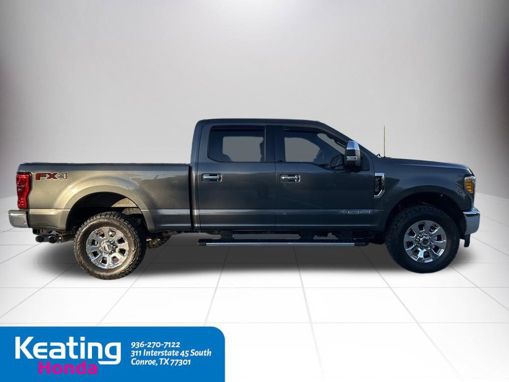 Used 2017 Ford F250 Lariat w/ Chrome Package AWD/4WD image 4