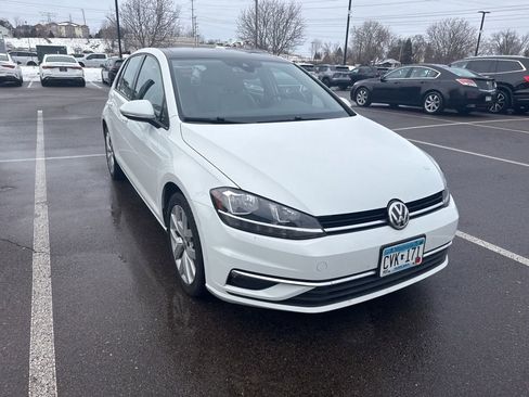 Used 2019 Volkswagen Golf SE w/ Driver Assistance Package image 7