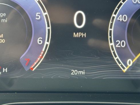 New 2025 Jeep Grand Cherokee L Limited image 15