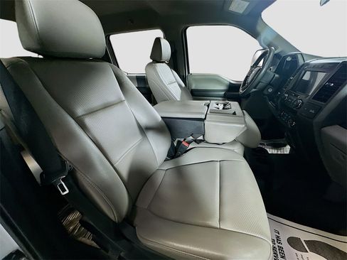 Used 2022 Ford F250 XL w/ Power Equipment Group image 26