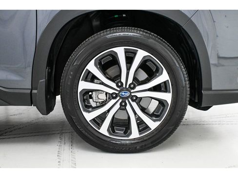Used 2023 Subaru Forester Limited w/ Popular Package #2 AWD/4WD image 10