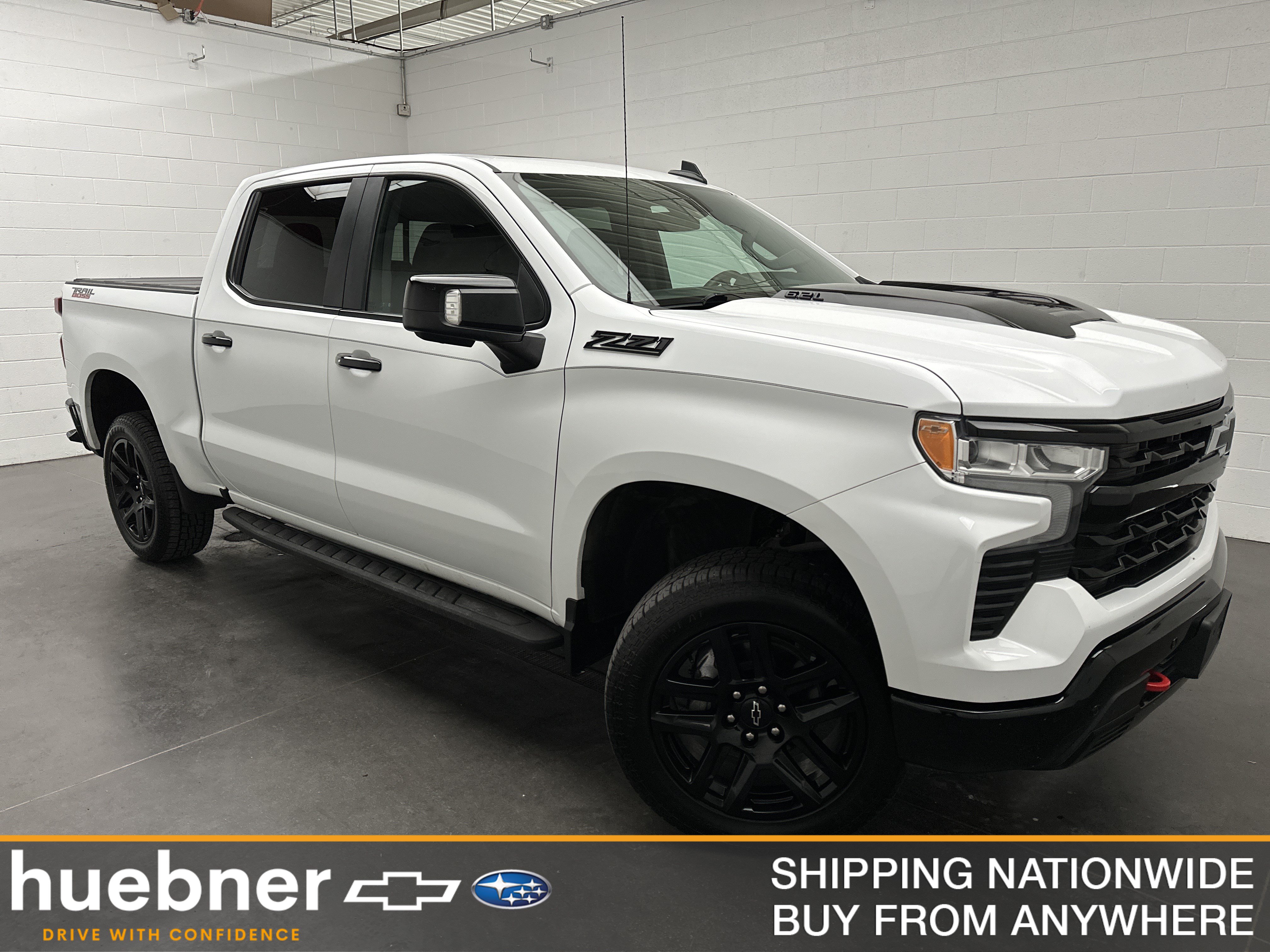 Used 2024 Chevrolet Silverado 1500 LT Trail Boss w/ LT Trail Boss Premium Package AWD/4WD image 1