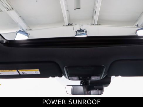 Used 2022 Honda Pilot TrailSport image 21