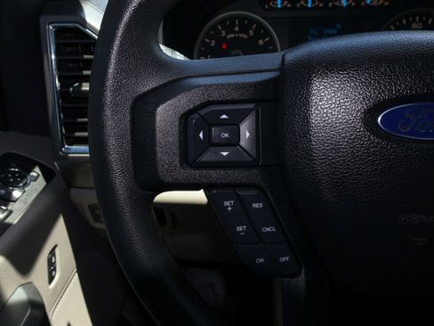 Used 2016 Ford F150 XLT AWD/4WD image 20