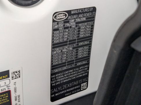 New 2026 Land Rover Range Rover Velar Dynamic SE image 19