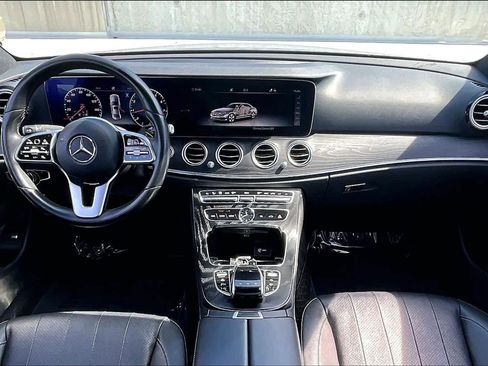 Used 2020 Mercedes-Benz E 350 Sedan image 14