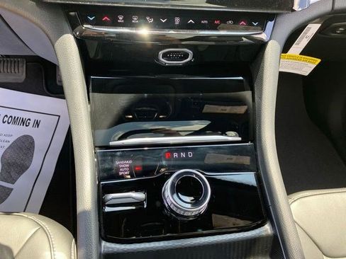 New 2026 Jeep Grand Cherokee Limited AWD/4WD image 19