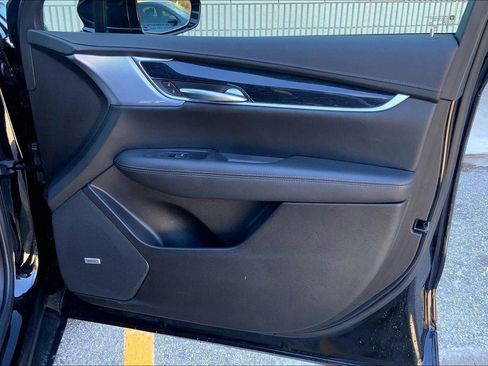 Certified 2025 Cadillac XT5 Premium Luxury FWD image 27