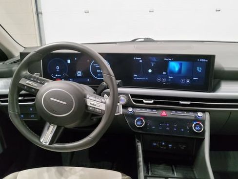 Used 2024 Hyundai Sonata SEL w/ Convenience Package FWD image 26