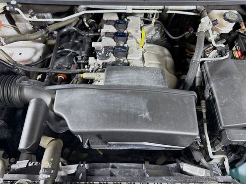 Used 2022 Chevrolet Colorado LT w/ Fleet Safety Package RWD image 38