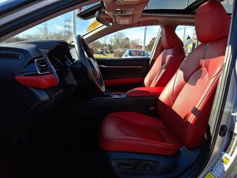 Used 2024 Toyota Camry XSE w/ Navigation Package image 13