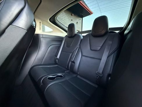 Used 2016 Tesla Model X 75D image 38