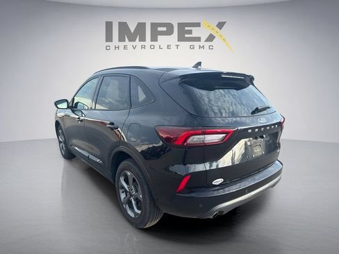Used 2023 Ford Escape ST-Line w/ Tech Pack #1 AWD/4WD image 3