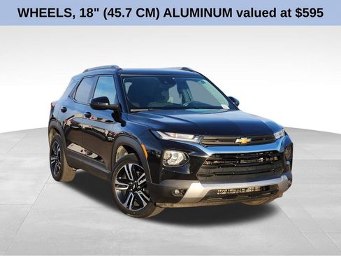 Used 2023 Chevrolet TrailBlazer LT w/ Convenience Package image 1