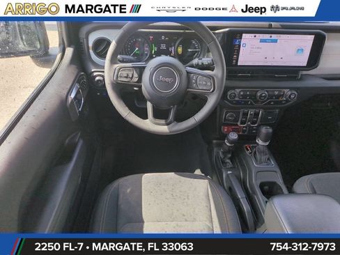 Used 2025 Jeep Wrangler Unlimited Sport S 4xe AWD/4WD image 16